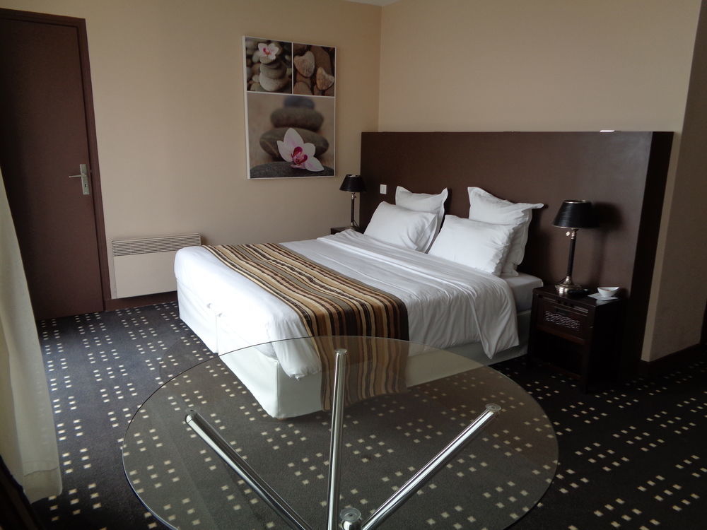 Western Ocean 3* Royan