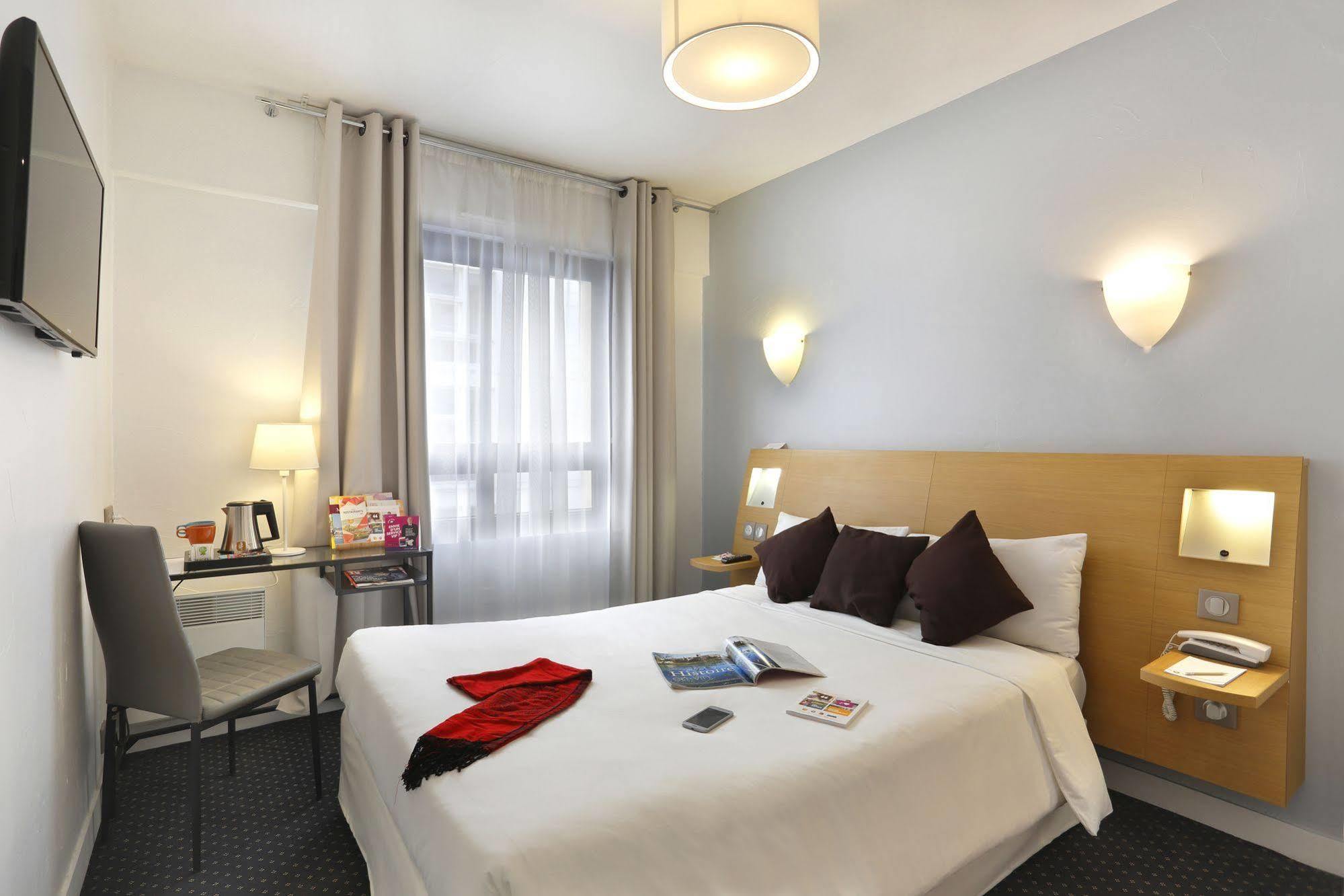 Western Ocean 3* Royan